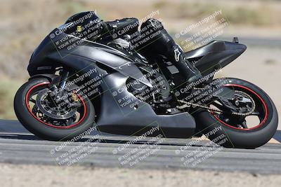 media/Oct-04-2025-CVMA (Sat) [[408bcdd6e4]]/Race 10-Amateur Supersport Middleweight/